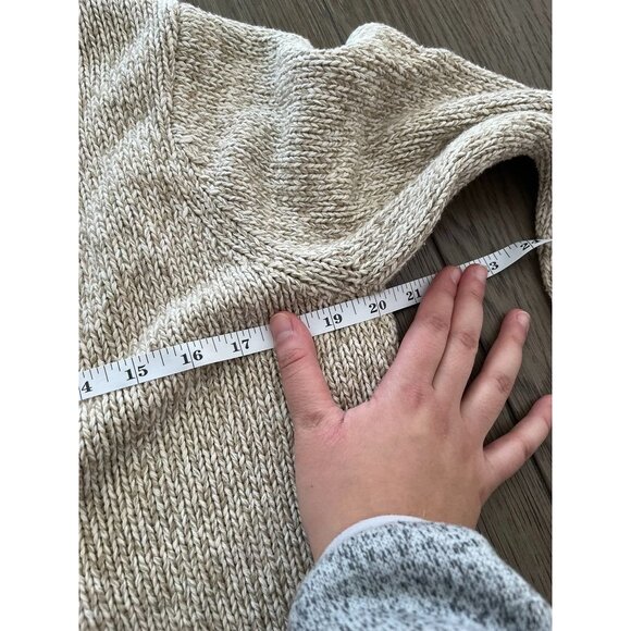 EUC Womens Beige Knit Cardigan Sweater With Buttons Casual Style - Picture 5 of 7